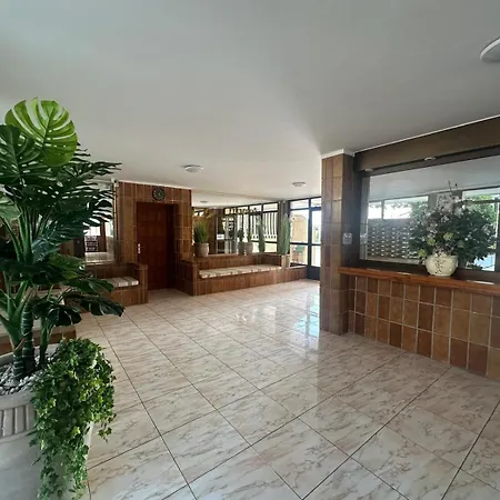 Topfloor 2 Bedrooms Frontline Апартаменты Арона