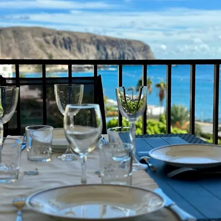 Topfloor 2 Bedrooms Frontline